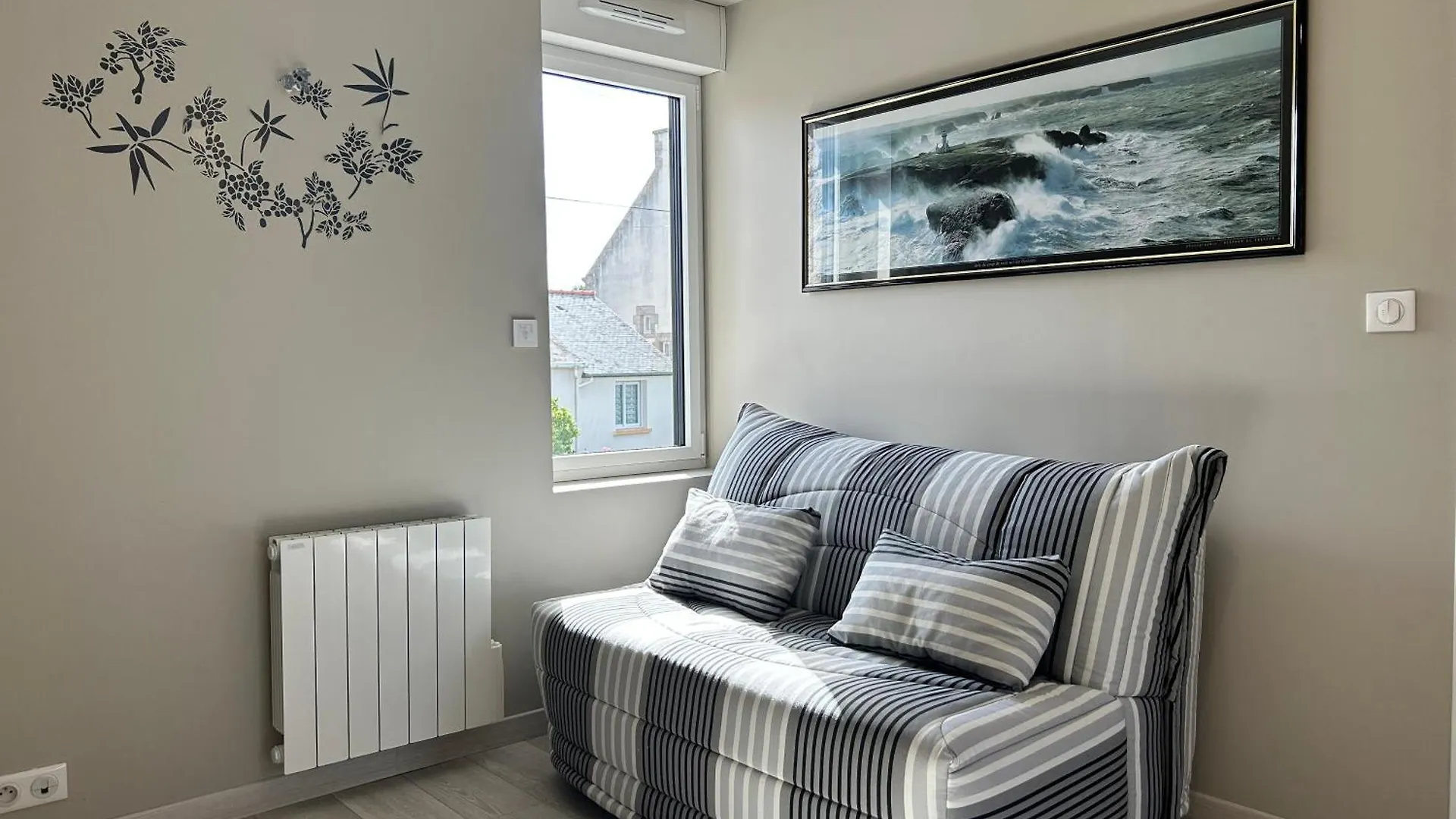 651 - Belle Maison En Pierre A 300M De La Plage. إيركي فيلة
