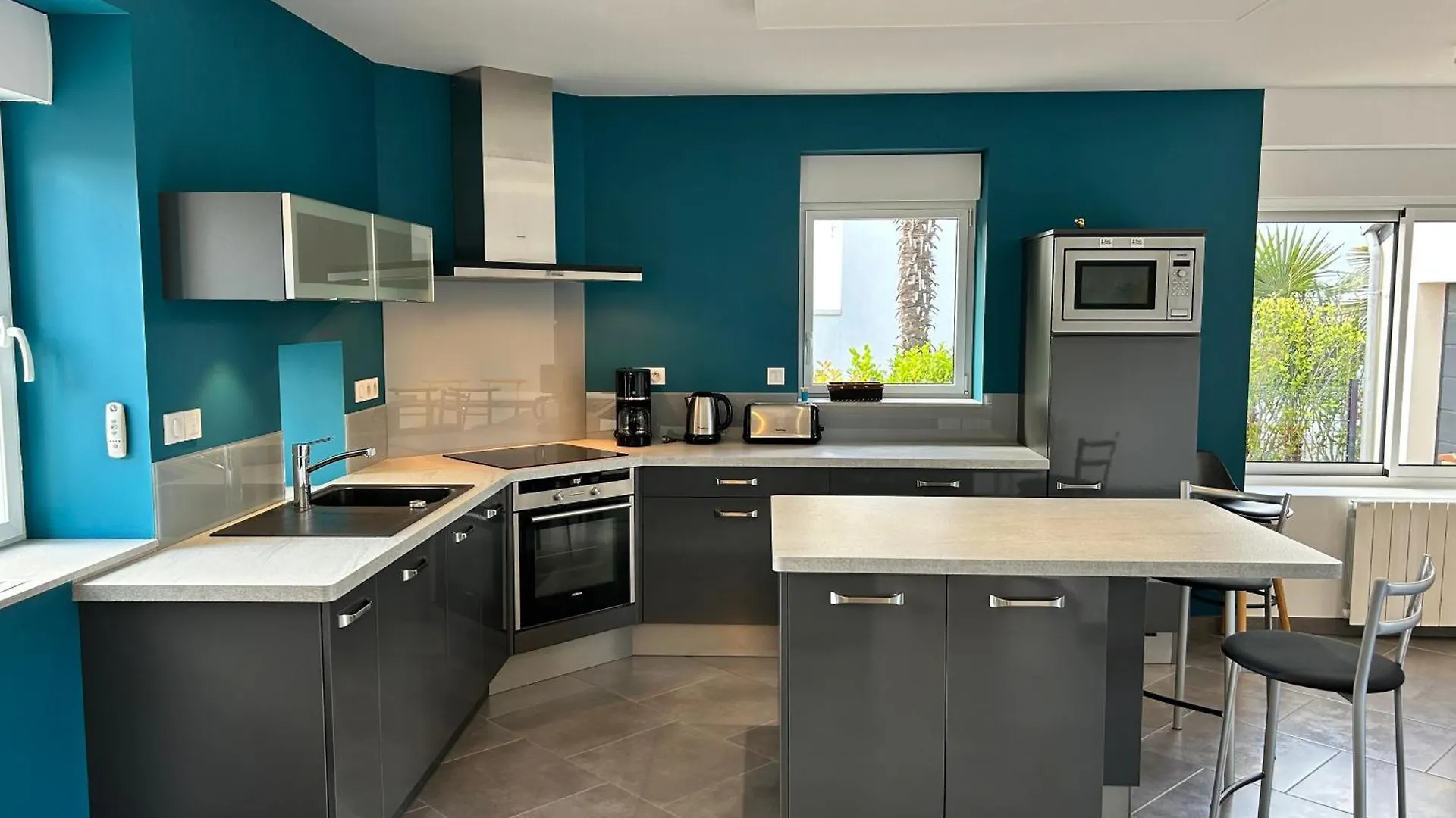 651 - Belle Maison En Pierre A 300M De La Plage. إيركي